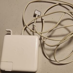 Apple Power Adapter with Cable - Cream